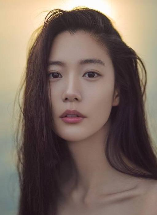 韩美女主播热午 悬疑